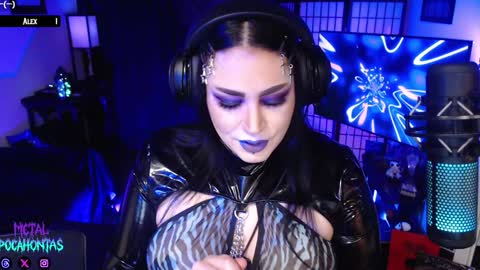 Snapshot of metalpocahotass chatting on February 2025 03:10:02 AM MetalPocahotass online show from February 2025 03:10:02 AM