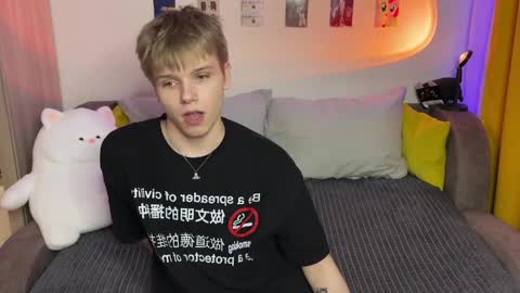 Arthur online show from March 2026 08:08:02 PM