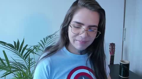 Snapshot of meurief chatting on May 2026 07:40:02 PM Meurif online show from May 2026 07:40:02 PM