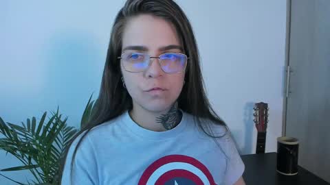 Snapshot of meurief chatting on May 2026 02:50:02 AM Meurif online show from May 2026 02:50:02 AM