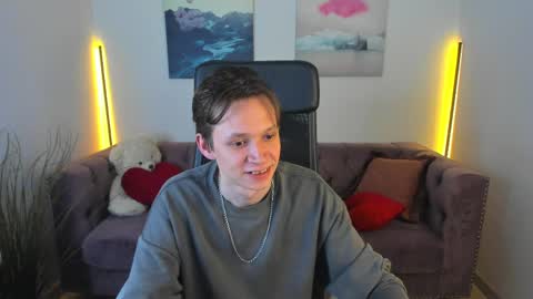 MEVERIK OUSHEN online show from May 2026 08:39:01 PM
