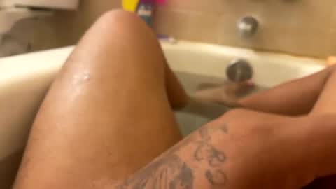 Snapshot of mexbando chatting on January 2025 04:19:01 PM CUMSHOW online show from January 2025 04:19:01 PM