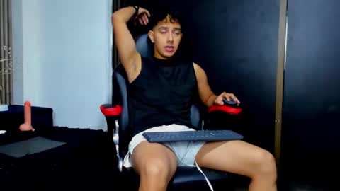 mexwilliams online show from November 2025 12:49:02 PM