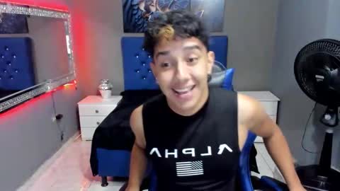 mexwilliams online show from December 2025 12:47:01 PM