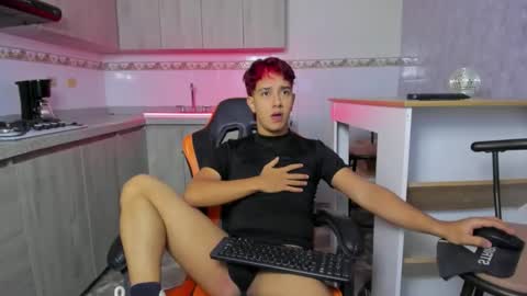 mexwilliams online show from December 2025 12:53:02 PM