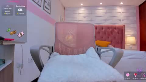 Snapshot of mhellissaw chatting on November 2025 10:37:02 AM melissa online show from November 2025 10:37:02 AM