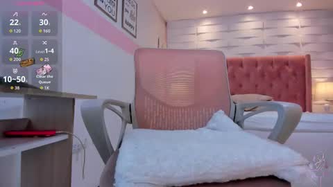 Snapshot of mhellissaw chatting on November 2025 05:44:01 AM melissa online show from November 2025 05:44:01 AM