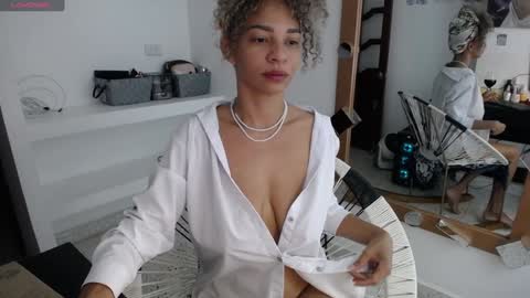 Snapshot of mhulattahot_ chatting on December 2024 04:12:01 AM Mulata Spencer online show from December 2024 04:12:01 AM