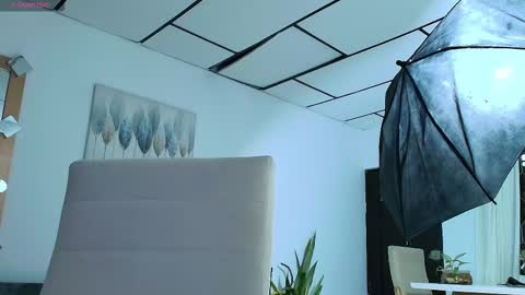 Snapshot of mhulattahot_ chatting on September 2025 06:15:02 AM Mulata Spencer online show from September 2025 06:15:02 AM