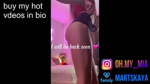 Mia Martskaya online show from December 2025 06:51:01 AM