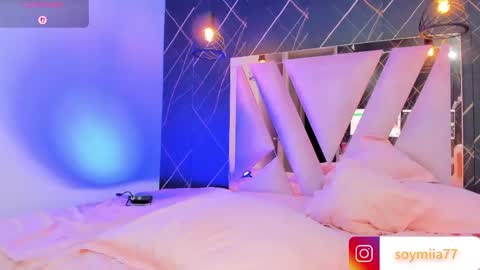 Snapshot of mia77_ chatting on June 2026 01:06:01 AM Mia online show from June 2026 01:06:01 AM