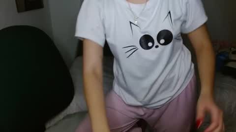 Snapshot of mia__lopez_ chatting on November 2025 05:54:01 AM Mia online show from November 2025 05:54:01 AM