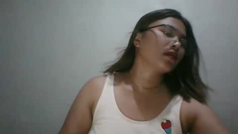 Snapshot of mia_bella04 chatting on February 2025 02:21:01 AM mia_bella04 online show from February 2025 02:21:01 AM