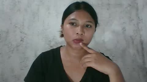 Snapshot of mia_bella04 chatting on September 2025 11:03:01 AM mia_bella04 online show from September 2025 11:03:01 AM