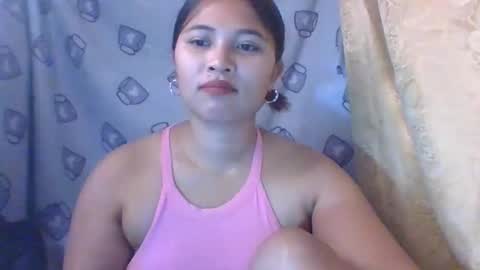 mia_bella04 online show from December 2025 12:51:01 AM