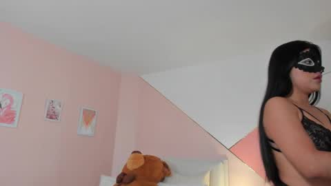 Mia Cano online show from October 2025 11:44:01 AM