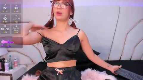 Mia Cartter online show from July 2026 04:52:02 AM