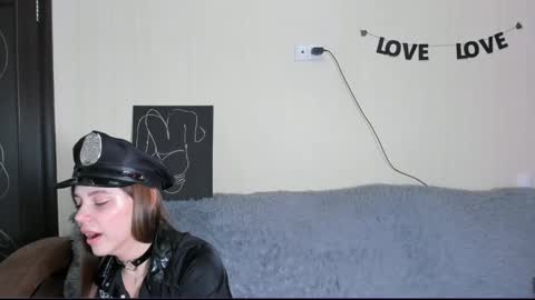 Mia  next stream Thursday 1400 UTC1 Friday 1400 UTC1 online show from March 2025 05:24:02 PM