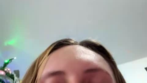 Snapshot of mia_dca chatting on December 2025 01:44:01 AM mia_dca online show from December 2025 01:44:01 AM