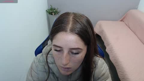 Mia online show from February 2026 01:28:02 PM