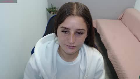 Mia online show from February 2026 02:02:02 PM