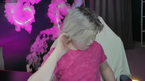 Snapshot of mia_ferd chatting on May 2026 03:01:01 AM Mia online show from May 2026 03:01:01 AM