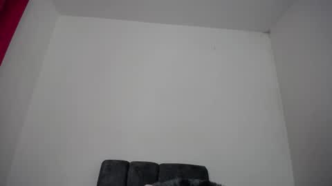 M I A online show from November 2025 10:59:02 AM