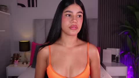 Mia  online show from April 2026 12:50:02 PM