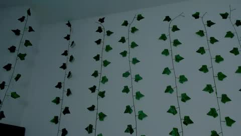 MIA online show from November 2025 10:10:02 PM