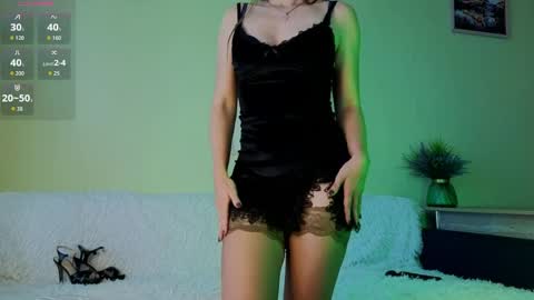 Snapshot of mia_greenwald chatting on April 2026 04:39:01 PM Mia online show from April 2026 04:39:01 PM