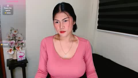 mia online show from October 2025 03:01:02 PM