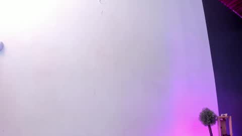 Val  online show from December 2024 07:45:01 PM