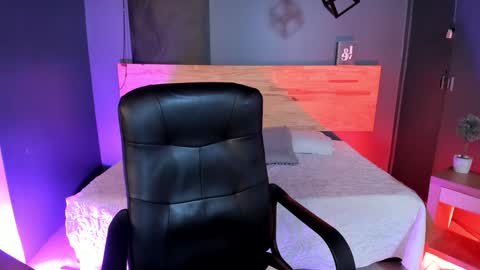 Val  online show from January 2025 11:13:02 PM