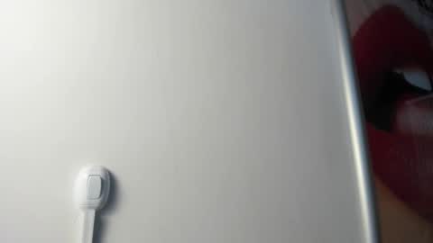 Val  online show from November 2025 11:43:01 AM