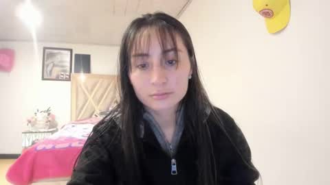 Snapshot of mia_kanee chatting on October 2025 12:19:01 AM mia kaneee online show from October 2025 12:19:01 AM