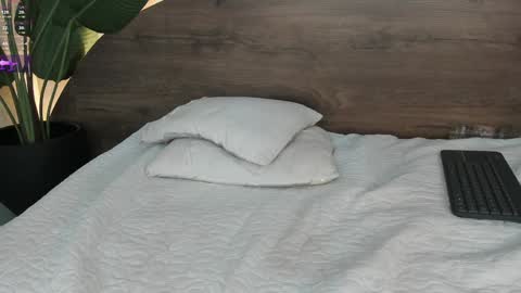 Snapshot of mia_lacy chatting on January 2025 10:53:02 PM mia_lacy online show from January 2025 10:53:02 PM