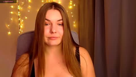 mia_lemm online show from September 2025 08:15:01 AM