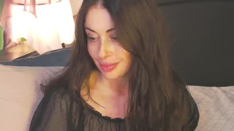 mia_lovi online show from October 2025 08:52:01 PM
