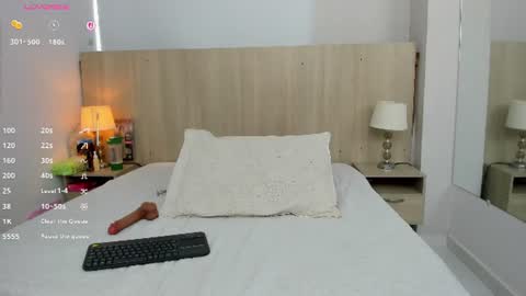 Mia Mercier online show from June 2026 11:36:02 AM