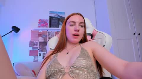 Mia online show from April 2026 04:46:01 AM