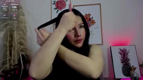 MIA online show from October 2025 12:44:02 PM