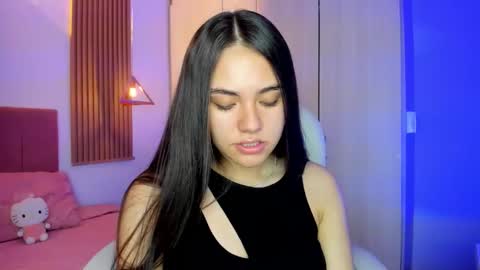 Mia Nevaeh - follow me online show from February 2026 08:37:02 PM