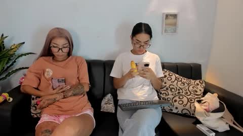 Snapshot of mia_petite72 chatting on November 2025 11:14:01 PM mia_petite72 online show from November 2025 11:14:01 PM