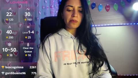 Snapshot of mia_petitebaby chatting on December 2024 12:34:01 AM Ma online show from December 2024 12:34:01 AM