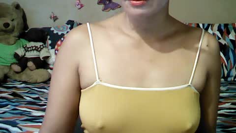 Snapshot of mia_rein chatting on June 2026 02:02:01 AM mia_rein online show from June 2026 02:02:01 AM