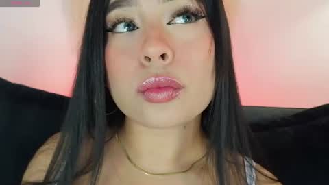 Mia online show from July 2026 11:00:02 PM