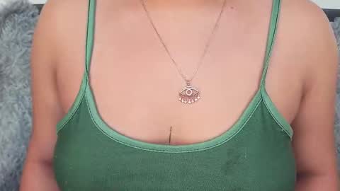 Snapshot of mia_roux13 chatting on September 2025 11:45:01 AM Mia Roux online show from September 2025 11:45:01 AM