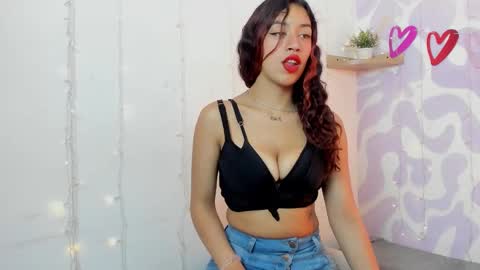 Mia . online show from March 2026 01:29:02 PM