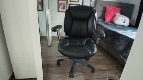 Mia Sepulveda online show from April 2026 07:22:01 PM