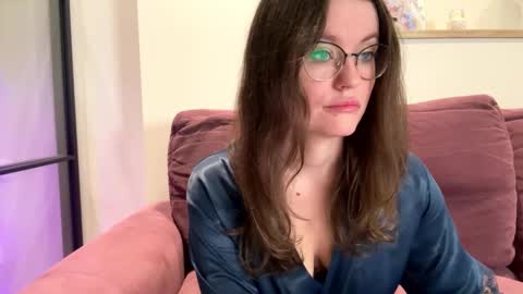 Snapshot of mia_shine_bright chatting on September 2025 03:41:02 AM Mia online show from September 2025 03:41:02 AM